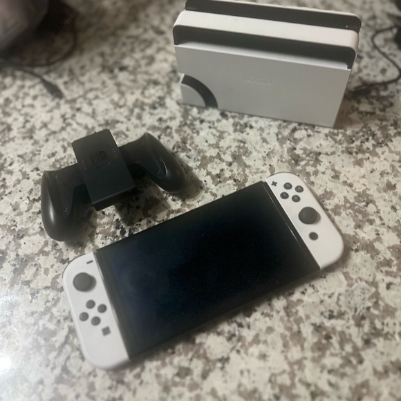 Nintendo Switch with Black and White Joy-Con - Picture 1 of 1